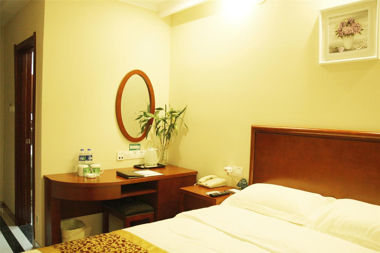 Greentree Inn Anhui Hefei Heyu Rd. Dayun City Express Hotel Longtang Экстерьер фото